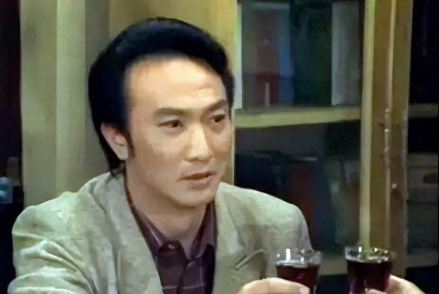 鄭乾龍，演技、影響力與公眾形象的探究