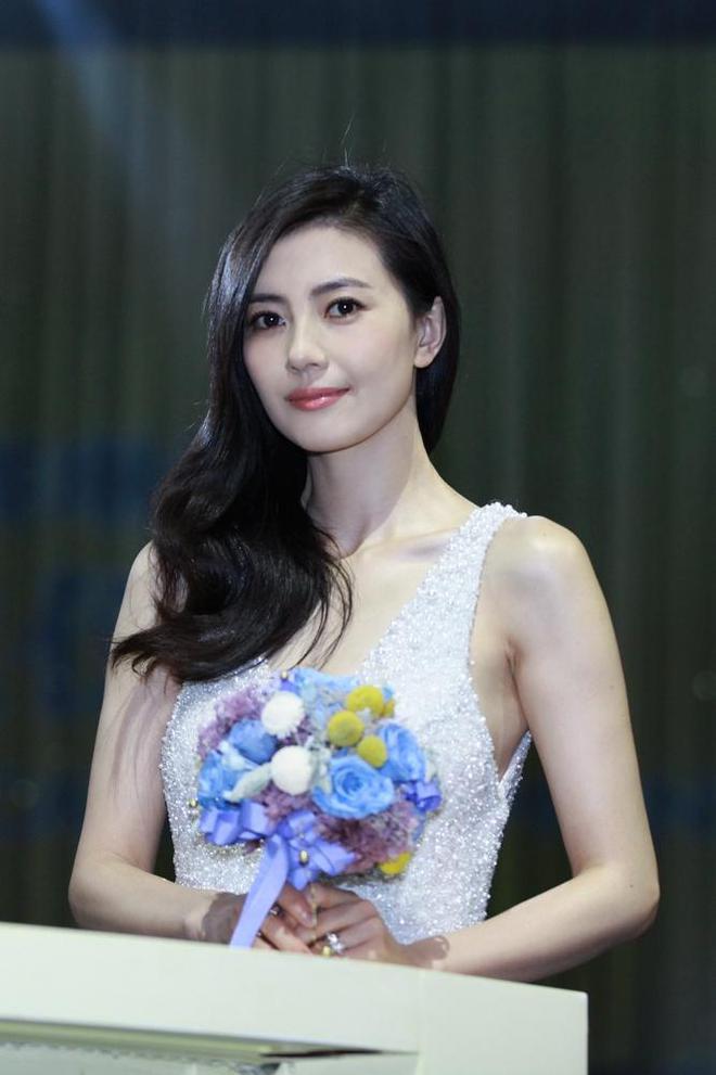 中國中年女演員發(fā)展演藝事業(yè)指南，步驟詳解