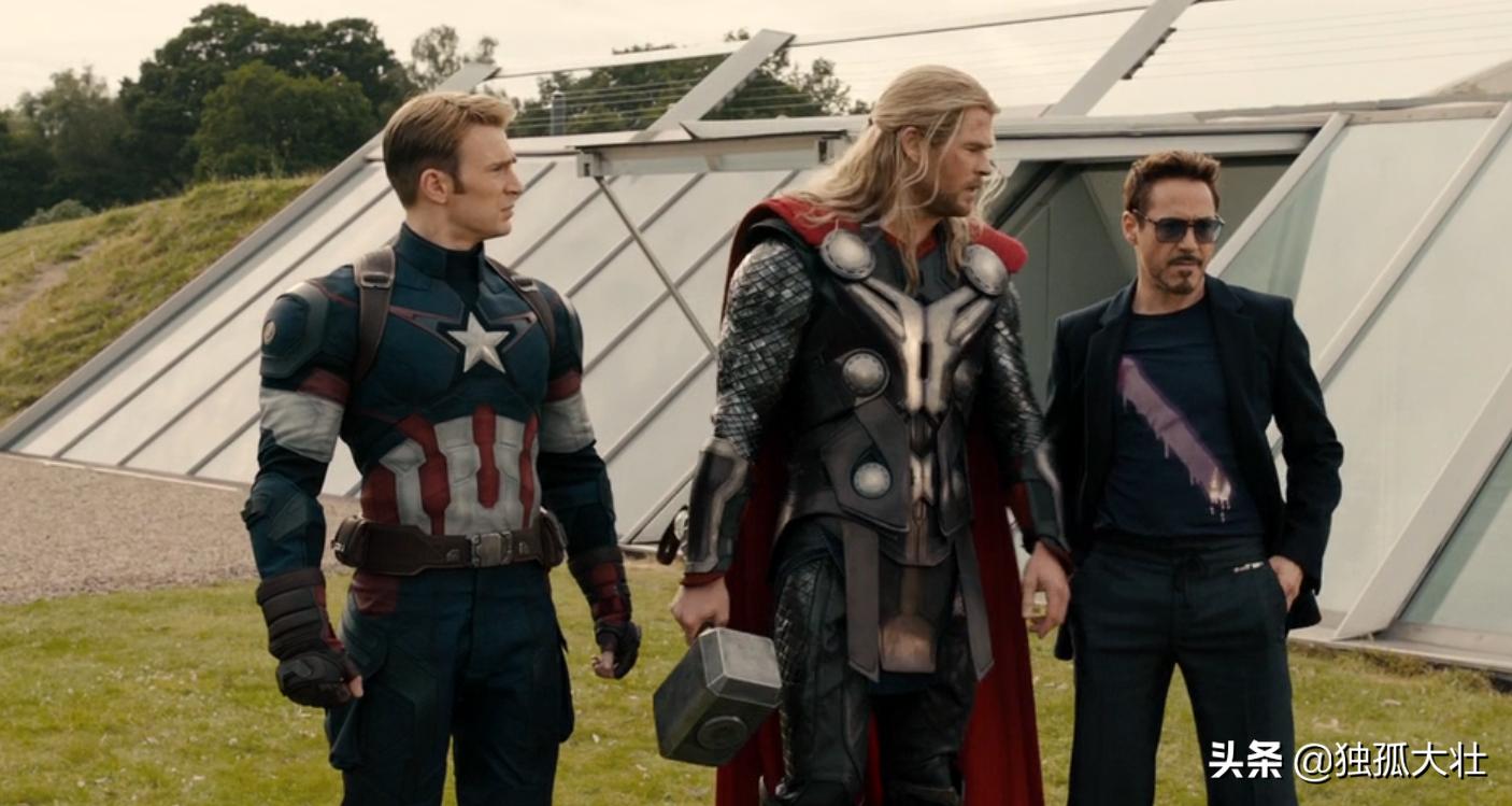 蝙蝠俠最新官方揭秘，日常趣事、情感紐帶全解析