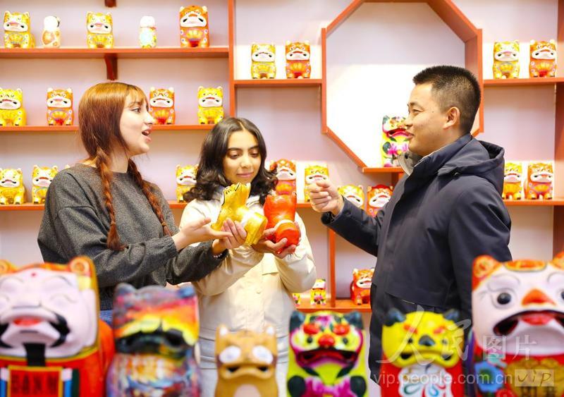 ＂白小姐三肖三期必出一期開獎(jiǎng)虎年＂的：創(chuàng)新計(jì)劃制定_家庭版2.7