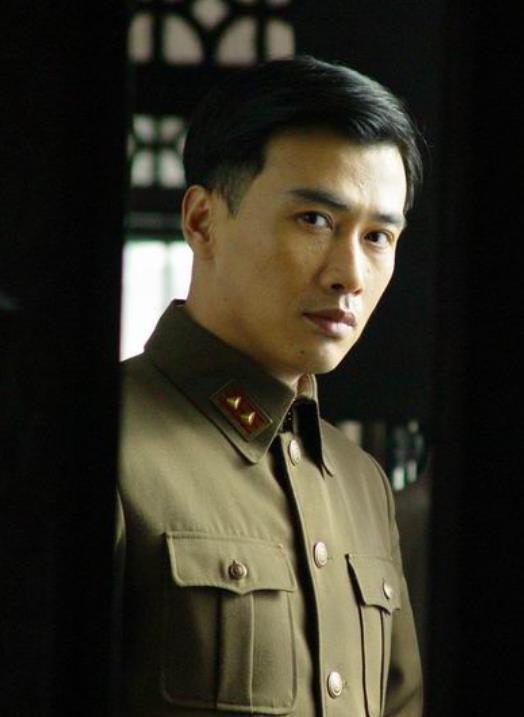 柳云龍主演的諜戰(zhàn)片電視劇大全集,??柳云龍主演的諜戰(zhàn)片電視劇大全集，帶你穿越風(fēng)云歲月！