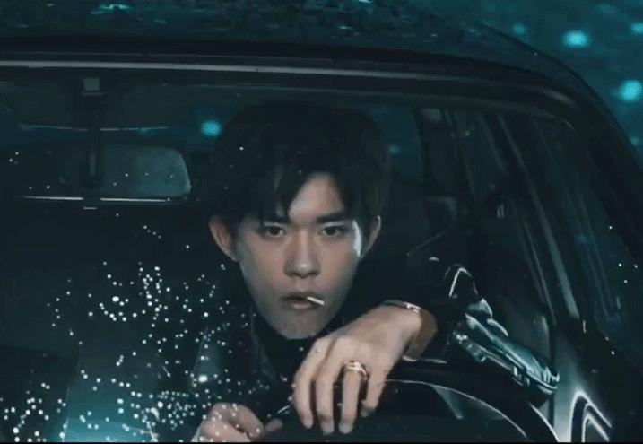 王俊凱與王源最新動態(tài)，探尋自然美景，尋覓內心寧靜