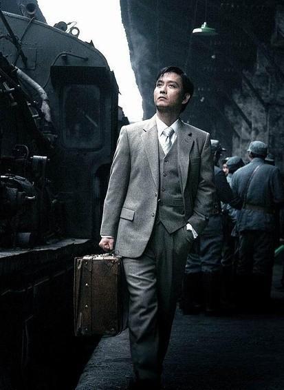 重慶諜戰(zhàn)電視劇,重慶諜戰(zhàn)電視劇，迷霧中的英雄傳奇