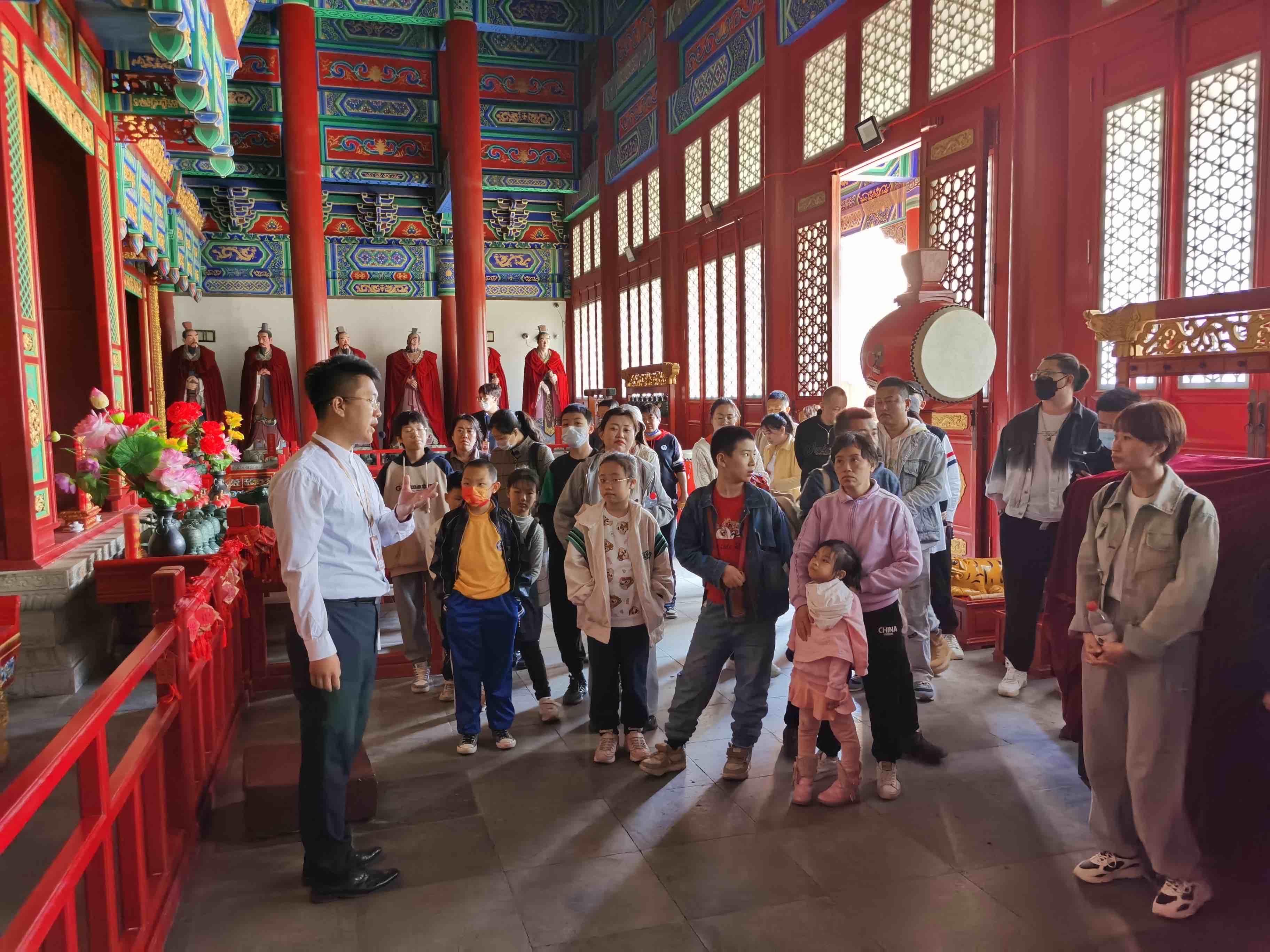 國(guó)學(xué)小演員，傳承文化之光，展現(xiàn)傳統(tǒng)魅力