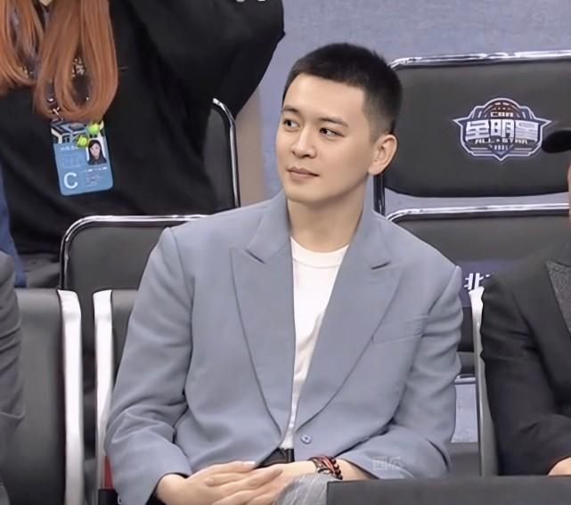 最帥籃球明星，自信、成長與無限魅力的籃球之旅