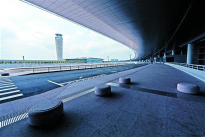 膠東國際機場最新進展,膠東國際機場最新進展，隱藏在小巷中的飛行夢想與獨特風味