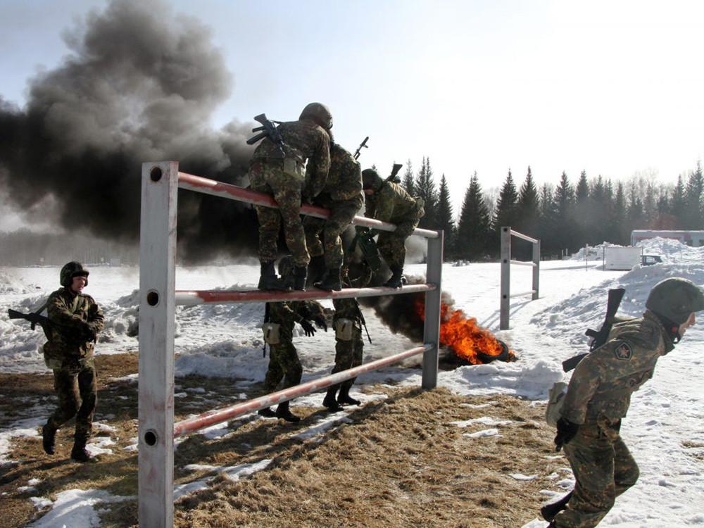特種部隊(duì)比賽視頻，科技鋒芒展現(xiàn)未來(lái)戰(zhàn)場(chǎng)風(fēng)采！
