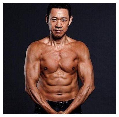 硬漢演員探尋自然美景，尋找內(nèi)心平和之旅