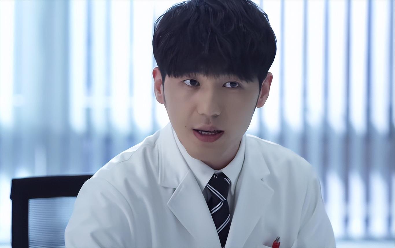 醫(yī)生演員,醫(yī)生演員，職業(yè)的多面性與角色塑造的探討