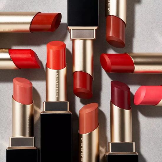 YSL新品色號揭秘，自然美景的旅行之旅