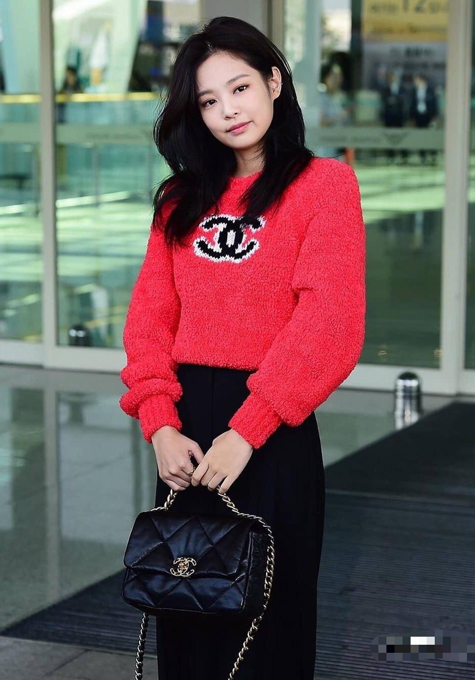 香奈兒最新款包包，科技與時(shí)尚的完美融合重塑生活品質(zhì)風(fēng)尚