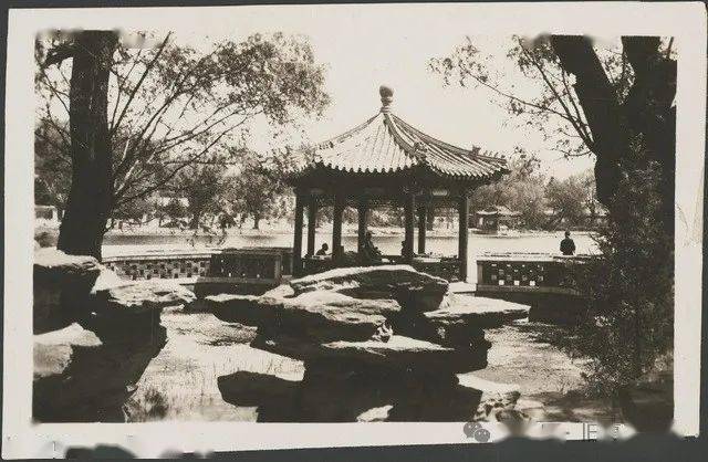 中南海勝跡價(jià)格的歷史回顧與時(shí)代地位，深度解析中南海勝跡價(jià)值及影響。