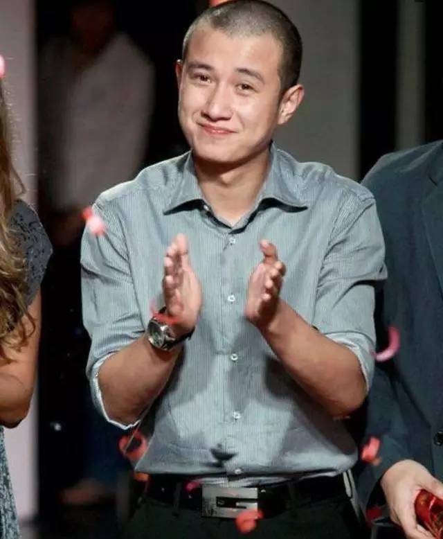 光頭男明星引領(lǐng)的高科技潮流，專屬產(chǎn)品體驗(yàn)未來(lái)生活