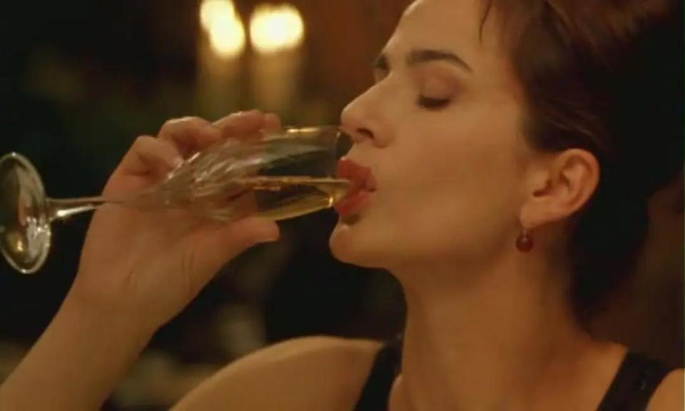 遠(yuǎn)離色情內(nèi)容，遵守法律與道德準(zhǔn)則的重要性提示，避免成人三級(jí)電影陷阱