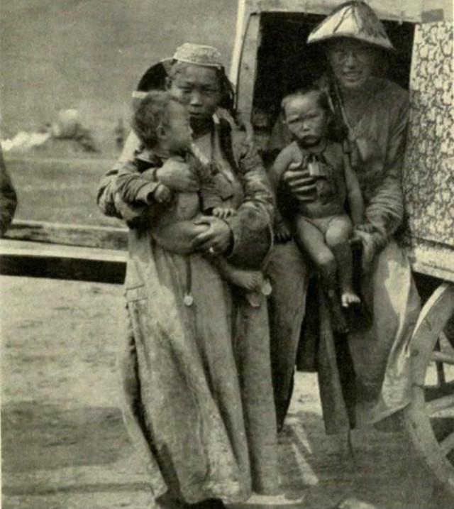 蒙古服飾比賽，傳統(tǒng)與現(xiàn)代的華麗交融