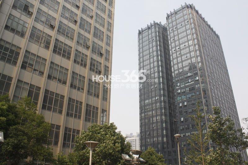 北京燕郊房價劇跌背后的驚喜與獨特小店探索