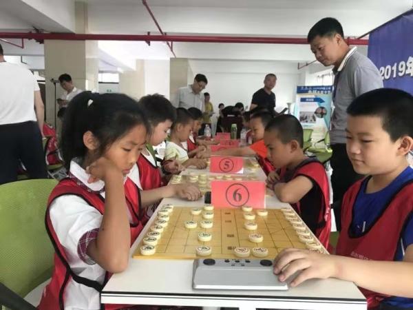 棋牌比賽之旅，探索自然美景，尋找內(nèi)心平靜的獨特體驗