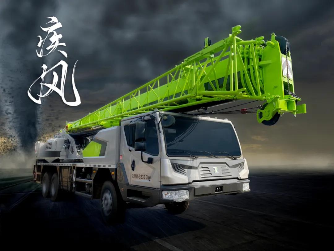 中聯(lián)最新25噸吊車圖片展示，與自然美景的邂逅之旅