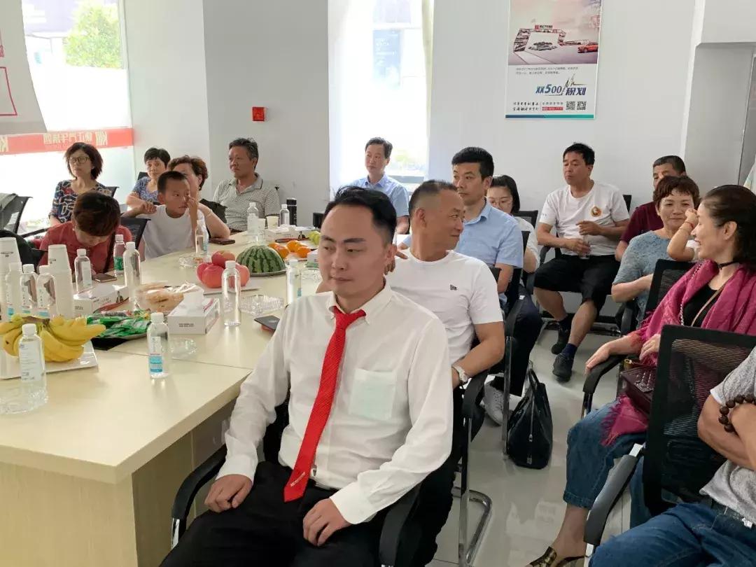 康正汽車集團(tuán)最新資訊，小巷中的隱藏瑰寶，探索獨(dú)特環(huán)境的小店故事揭秘！