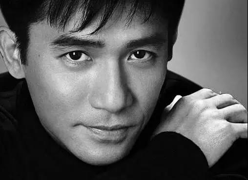 自閉明星，星光下的堅(jiān)韌成長之路