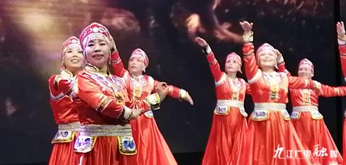 舞動健康風尚，精選熱門廣場舞動作解析，22步引領時尚潮流