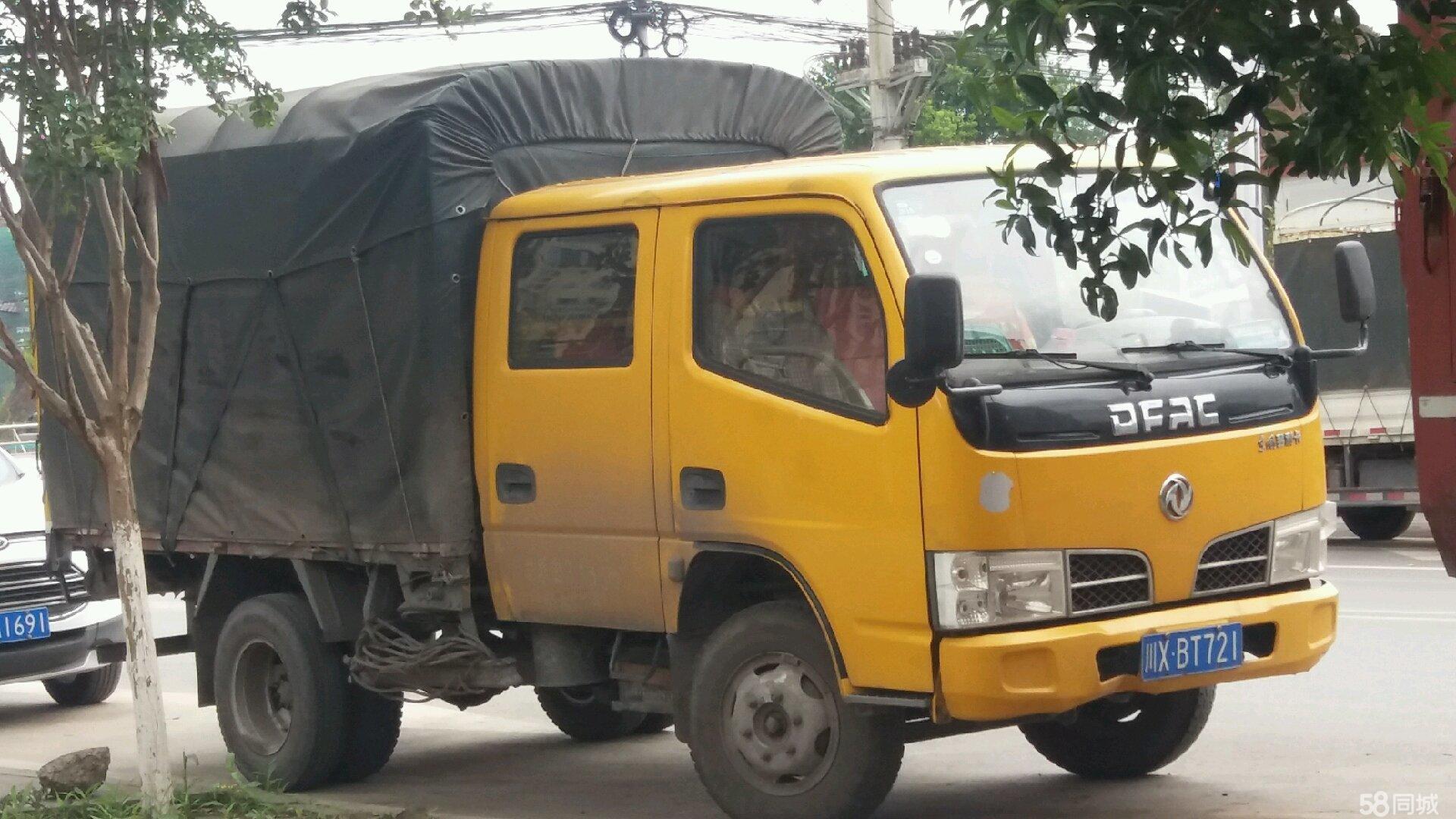 東風雙排輕卡最新款，引領(lǐng)城市物流新時代的翹楚典范