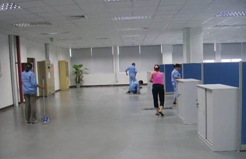 最新辦公室保潔員工作深度解析，多維度探討職責(zé)與角色