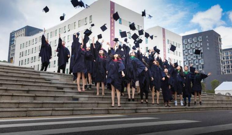 開州人才網(wǎng)最新招聘信息揭秘，小巷特色小店的隱藏魅力與招聘信息概覽