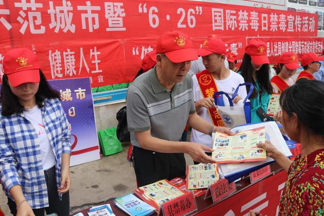 普安縣新任財政局局長引領(lǐng)改革，推動縣域經(jīng)濟新發(fā)展