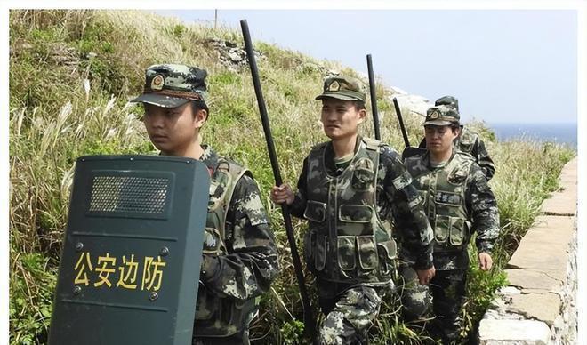 六月武警改革最新動態(tài)，科技重塑力量，前沿革新體驗生活