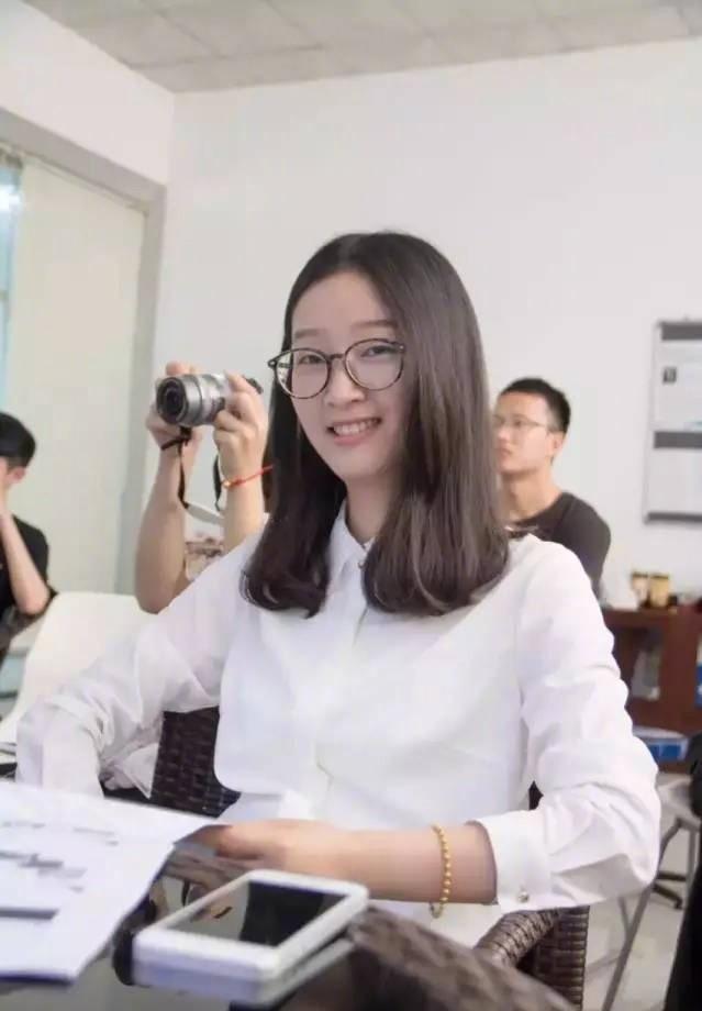 失蹤女孩章穎穎最新消息揭秘，神秘小巷中的小店關(guān)聯(lián)揭秘？