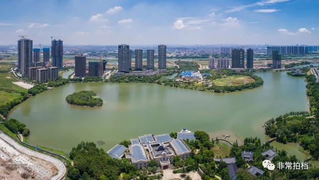 綠島湖一號(hào)最新動(dòng)態(tài)揭秘，神秘角落與小巷風(fēng)情小店探秘