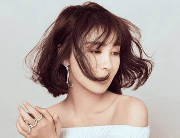 李菲兒科技新品引領智能生活新潮流，最新消息閃耀登場