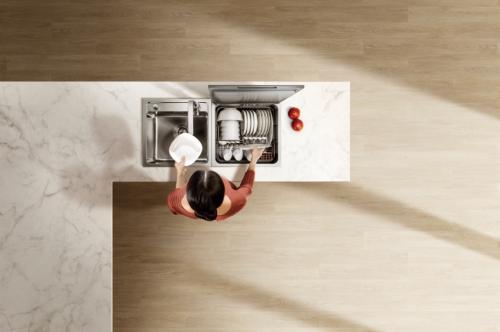 方太最新款油煙機，家的溫馨與友情的紐帶，打造舒適廚房體驗