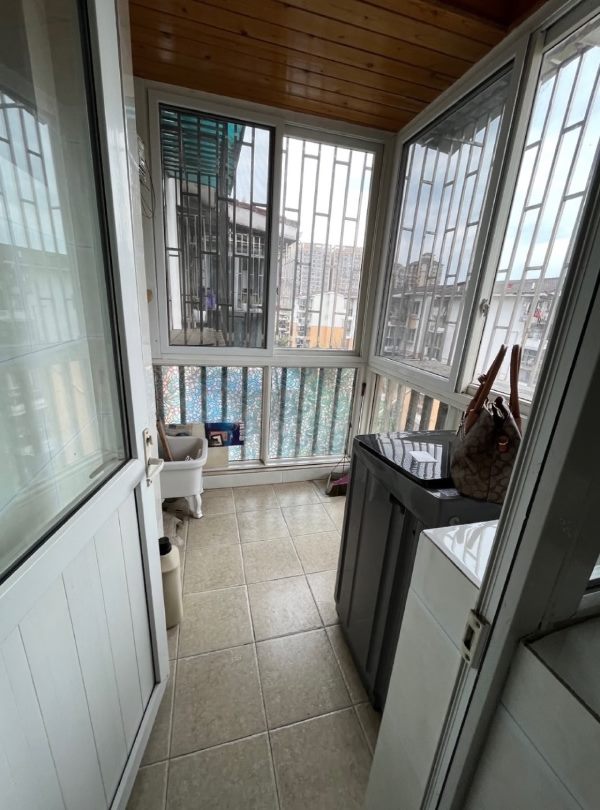 邛崍租房最新動(dòng)態(tài)，市場(chǎng)現(xiàn)狀、正反觀(guān)點(diǎn)與個(gè)人立場(chǎng)分析