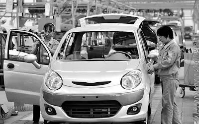 低速電動(dòng)汽車最新動(dòng)態(tài)，駛向自然美景的寧?kù)o之旅