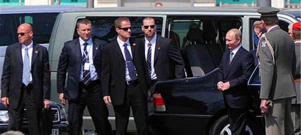 不凡保鏢勵(lì)志成長(zhǎng)之路，自信與成長(zhǎng)的交響曲（最新章節(jié)免費(fèi)）