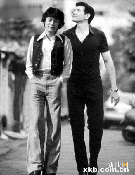 費翔2025最新消息揭秘，如何獲取與跟進偶像的最新動態(tài)？