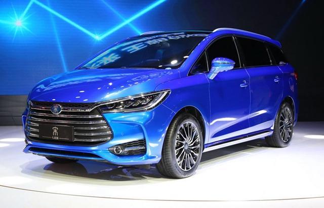 最新款比亞迪車(chē)報(bào)價(jià)，時(shí)代標(biāo)桿，引領(lǐng)潮流的價(jià)位選擇