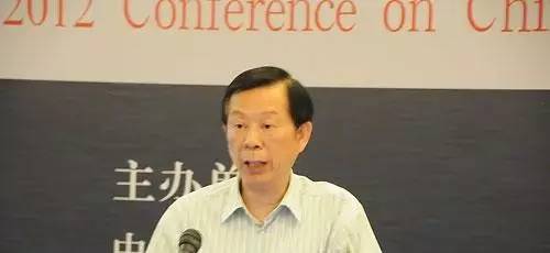 重鋼董榮華最新動態(tài)，小巷中的隱藏美食寶藏揭秘